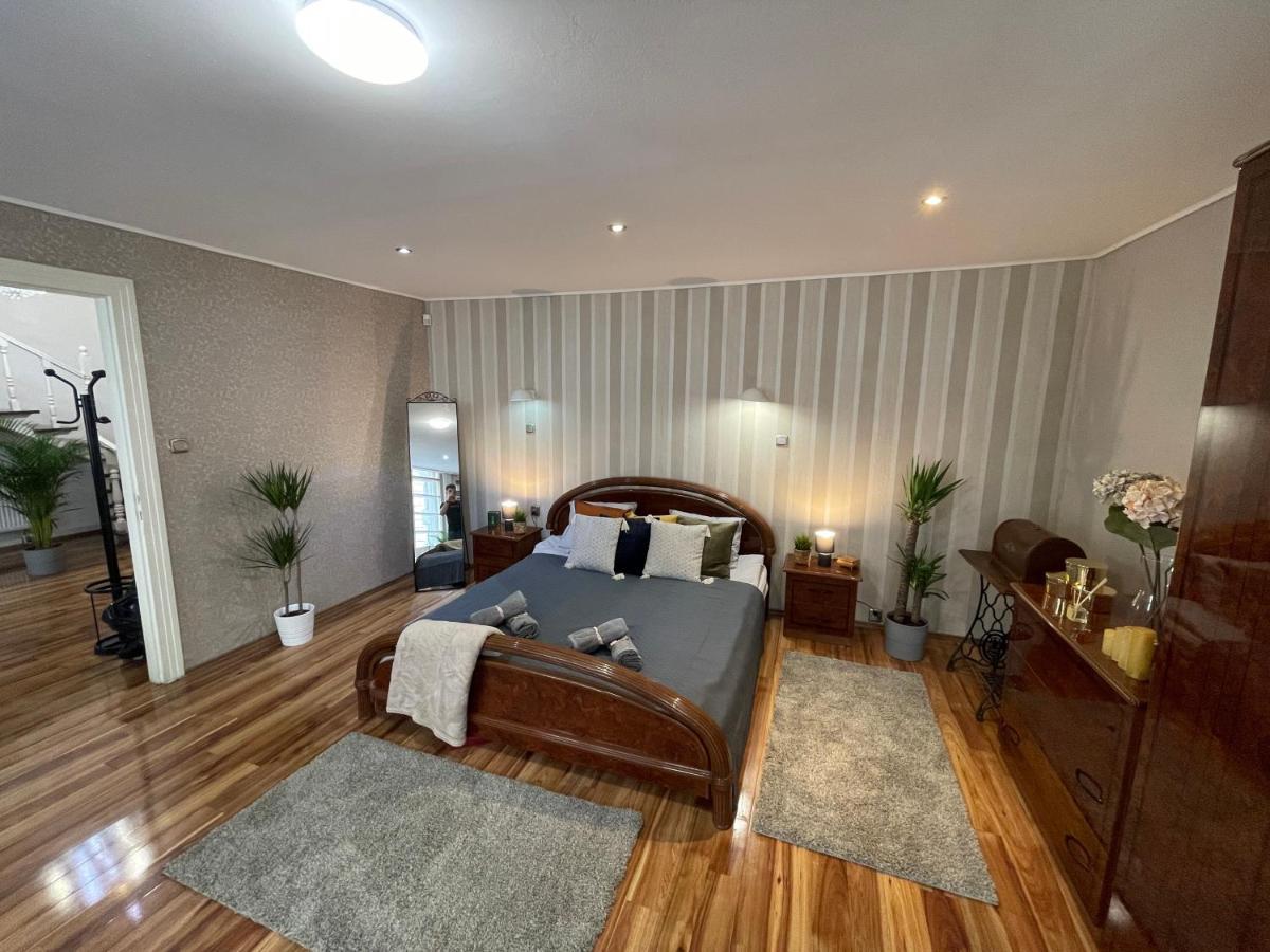 Vintage Home In The Heart Of The City Budapest Ngoại thất bức ảnh